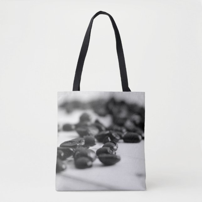 Bolsa Tote Feijões de café preto e branco espalhados (Frente)