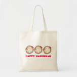 Bolsa Tote Feliz Hanukkah Chanukah Jelly Rosquinha Doughnut<br><div class="desc">Apresenta uma ilustração original de uma rosquinha de gelatina tocada com açúcar em pó. Perfeito para Hanukkah! Não vê o que está procurando? Precisa de ajuda para a personalização? Entre em contato com Rebecca para ter algo projetado só para você.</div>