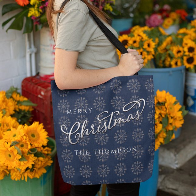 Bolsa Tote Feliz Marinho de Natal Flocos de Neve Azul (Merry Christmas navy blue and silver pattern tote bag)