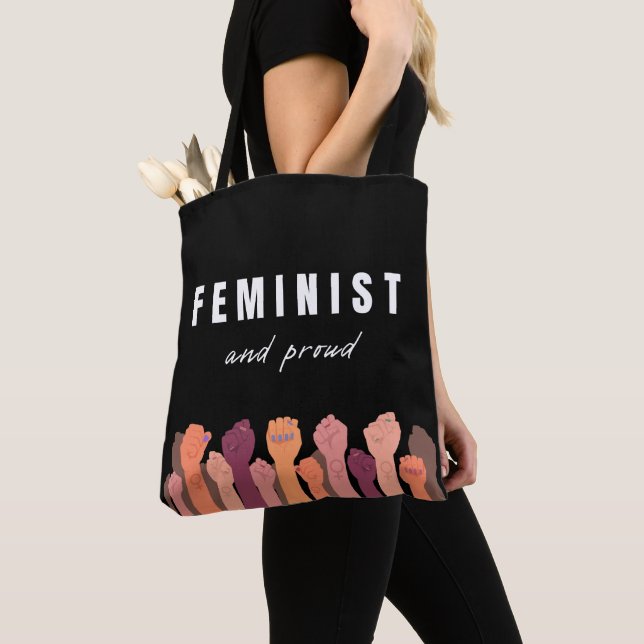 Bolsa Tote Feminista E Orgulhosa (Close Up)