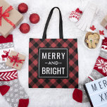 Bolsa Tote Feriado de Xadrez Vermelha feliz e Brilhante<br><div class="desc">O presente de Natal sazonal / saco de totes apresenta a design de tipografia moderna "Feliz e Brilho" com fundo profundo de xadrez de búfalos vermelho e preto.</div>