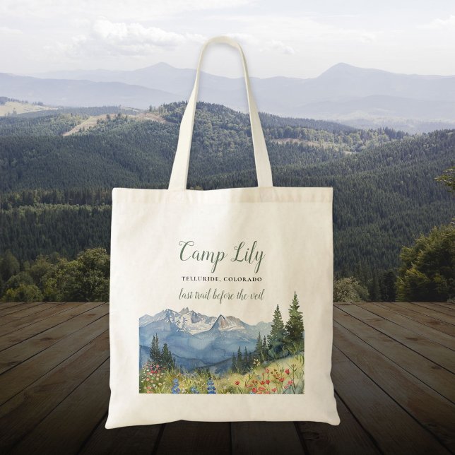 Bolsa Tote Festa de Fim de Semana de Camping de Despedida de  (Camp Bachelorette Mountain Hiking Weekend Party Tote Bag)