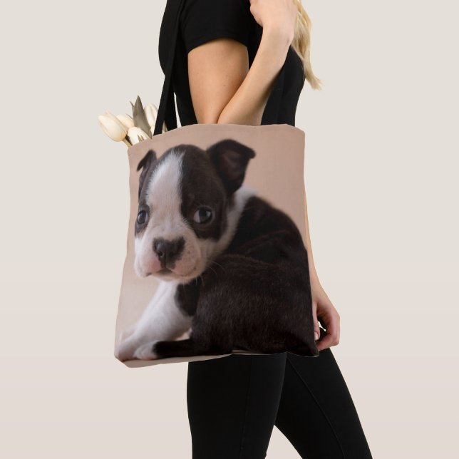 Bolsa Tote Filhote de cachorro muito novo de Boston Terrier (Close Up)