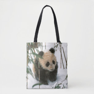 Bolsa Tote Filhote de panda na neve, Wolong, Sichuan, China
