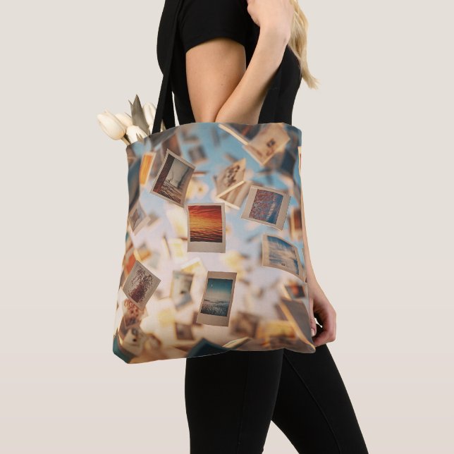 Bolsa Tote Floating Polaroid Memories (Close Up)