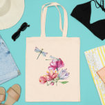 Bolsa Tote Flores de Dragonfly Primavera Verão<br><div class="desc">Este design foi criado através da arte digital. Pode ser personalizado clicando no botão personalizar e alterando a cor, adicionando um nome, iniciais ou as suas palavras favoritas. Entre em contato comigo em colorflowcreations@gmail.com se você quiser usar este design em outro produto. Compre minha pintura de acrílico abstrato original para...</div>