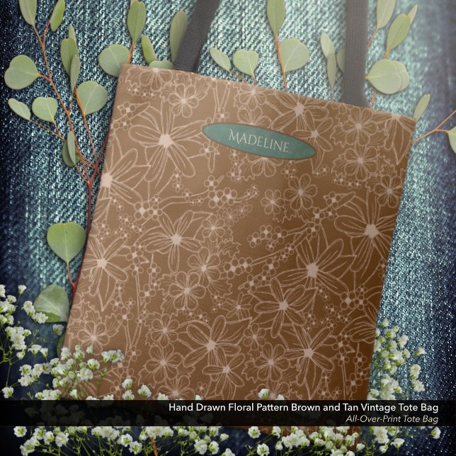 Bolsa Tote Flores-do-campo Padrões Desenhados de Mão Marrom R (Tote Bag: Hand Drawn Floral Pattern in Vintage Brown and Tan with the Owner's Name in Forest Green.)