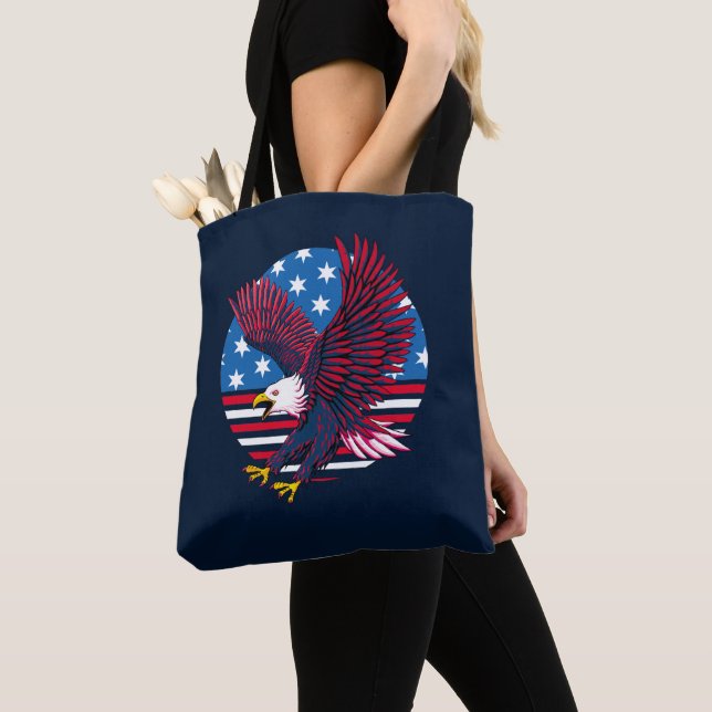 Bolsa Tote Flying Eagle e American Flag (Close Up)