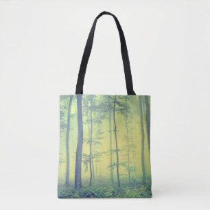 Bolsa Tote Foggy Forest: Foto de Primavera de Vintage.
