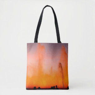 Bolsa Tote Fonte mágica de Montjuic, Barcelona, Espanha. Noit