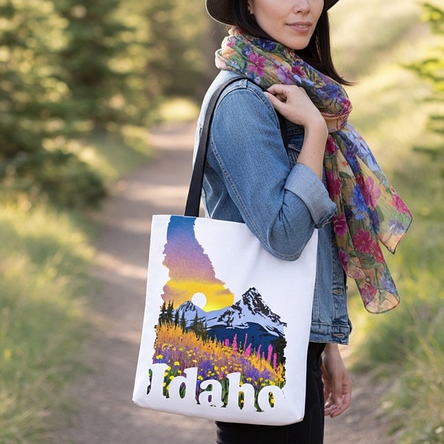 Bolsa Tote Forma de Idaho com montanhas e flores silvestres (Criador carregado)