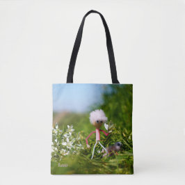 Bolsa Tote Fubby met Vlinder in een zomers landschap.