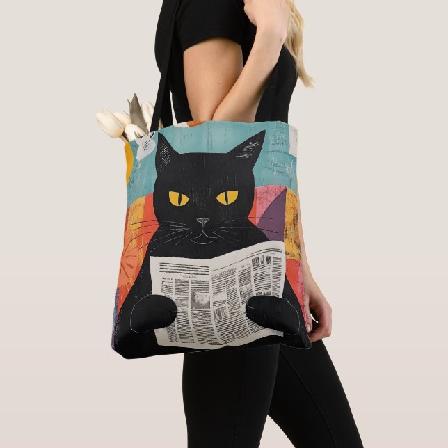 Bolsa Tote Funny Black cat Reading Newspaper (Close Up)