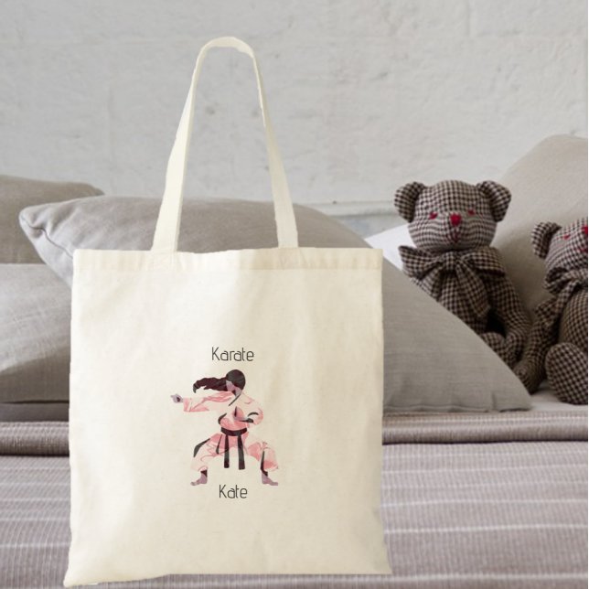 Bolsa Tote Garota Bonita de Karate Artes Marciais (Bookmark my store! https://www.zazzle.com/store/capricepetit)