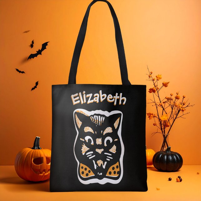 Bolsa Tote Gato de Halloween Personalizado Escuro em Truque d (Custom name, black cat with orange bow tie trick or treat bag for Halloween.)