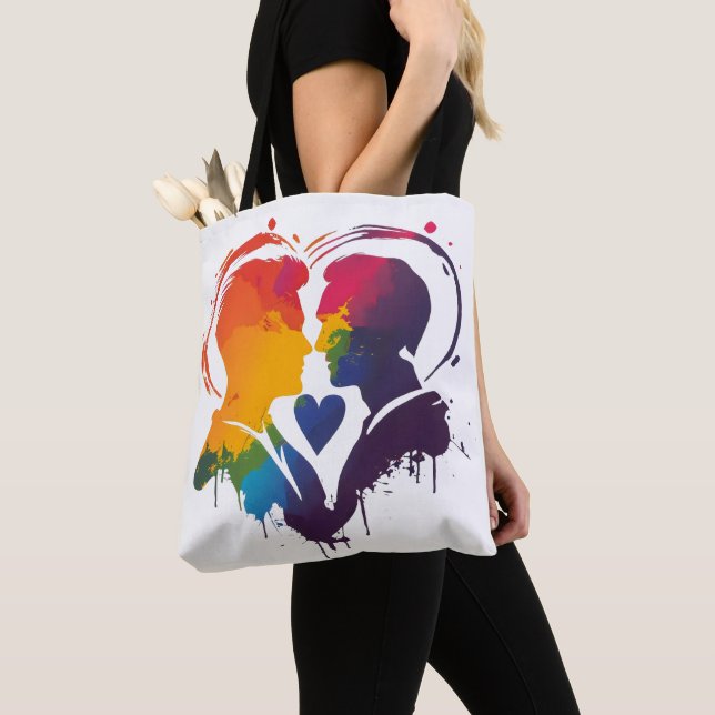 Bolsa Tote Gay Casal Arco-Íris Coração (Close Up)