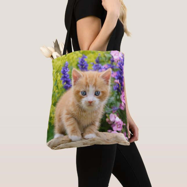 Bolsa Tote Gengibre Gengibre bonito em Jardim de Flores - Com (Close Up)
