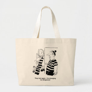 Bolsa Tote Grande A mulher está tricotando uma bola de futebol