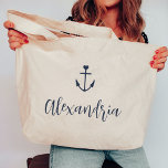 Bolsa Tote Grande Âncora de Coração Nome Personalizado Despedida de<br><div class="desc">Dê as boas-vindas às damas de honra e amigas à sua despedida de solteira náutica ou de barco com essas bolsas de mão personalizadas fofas. O design apresenta uma ilustração de um navio azul-marinho encimada por um pequeno coração, com uma linha de texto em letra cursiva personalizada abaixo. Personalize com...</div>