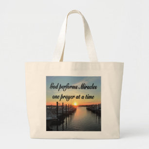 BOLSA TOTE GRANDE DEUS EXECUTA MILAGRES UMA ORAÇÃO POR VEZ
