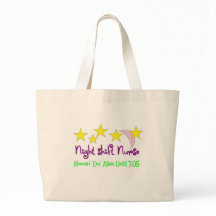 Em de Keepin da enfermeira do turno da noite vivo