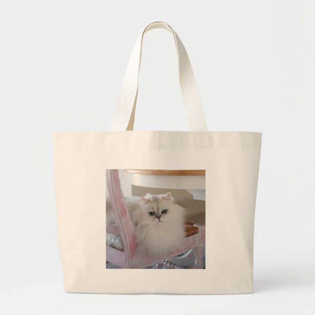 Bolsa Tote Grande Gato Persa Branco numa Cadeira Rosa (Frente)