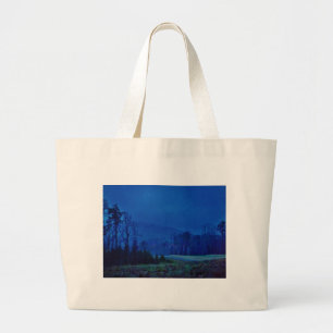 Bolsa Tote Grande Luzes brilhantes em uma montanha azul