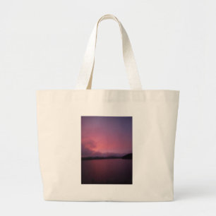 Bolsa Tote Grande pôr do sol roxo no lago de Arrohead