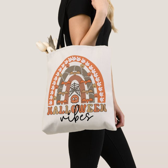 Bolsa Tote Halloween Vibes Boho Rainbow Fall Halloween (Close Up)