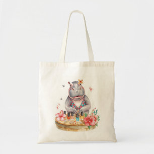 Bolsa Tote Hipopótamo de Biquíni fazendo manicure