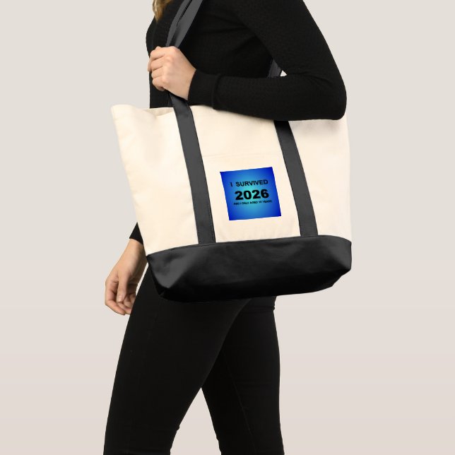 Bolsa Tote I Survived 2026 (Frente (produto))