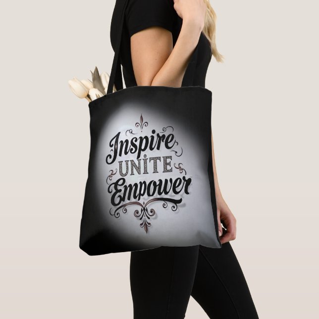 Bolsa Tote Iluminar e Capacitar – Tradicional (Close Up)
