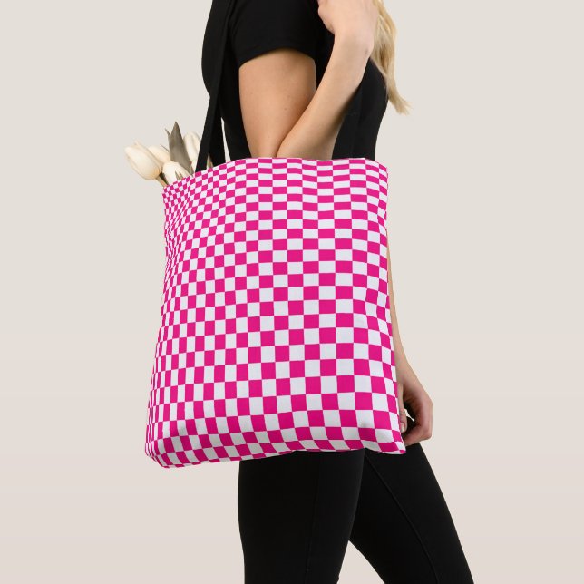 Bolsa Tote Ilusão Óptica Xadrez Rosa e Branco (Close Up)