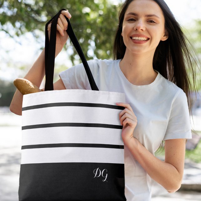 Bolsa Tote Iniciais de Monograma Moderno e Elegante de Faixa  (Elegant Modern Bold Stripes  Monogrammed Initials Black & White Canvas Shopping  Stylish Tote Bag
)