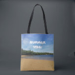 Bolsa Tote Jomalig Island Summer<br><div class="desc">Consiga aquela vibração e onda de calor no verão com este saco de tote fofo e legal com a areia ouro da ilha Jomalig,  Filipinas.</div>