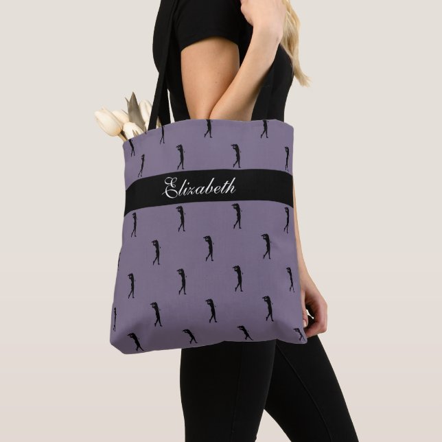 Bolsa Tote Lady Golfer - Padrão de nome personalizado Roxo Pr (Close Up)