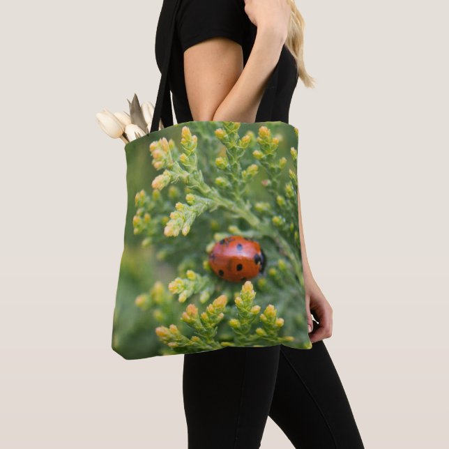 Bolsa Tote Ladybug (Close Up)