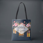 Bolsa Tote Lanternas Rústicas Mãe de Coral Azul do Salão<br><div class="desc">Este saco de tote romântico e chico é perfeito para a mãe do noivo. Saco de tota apresenta lanternas rústicas de aquarelas e corais elegantes, rosa e cor verde de pêssego em um fundo azul marinho. Fácil de personalizar com o nome da mãe do noivo, e a cor de fundo...</div>