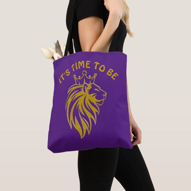 Bolsa Tote Leão com Coroa - Estilo Dourado 2 (Close Up)