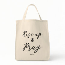 Levante-se e reze cristão