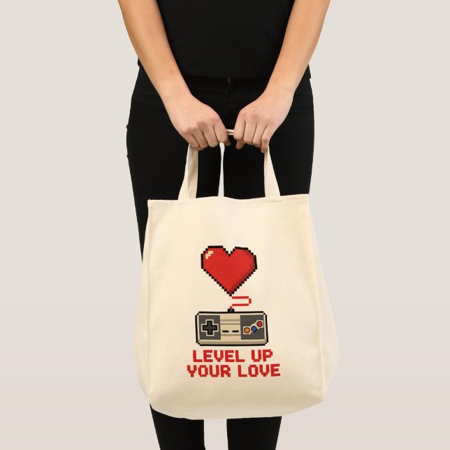 Bolsa Tote Level Up Your Love, Retro Pixel Gaming Design (Frente (produto))