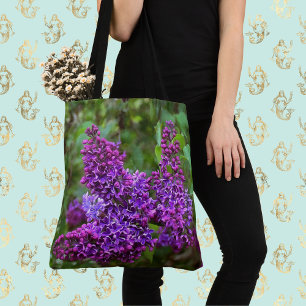 Bolsa Tote Lilases Roxos num Dia de Primavera