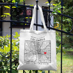Bolsa Tote Localizador de Amor Columbus | Boas-vindas ao Casa<br><div class="desc">Uma bolsa de tote divertida para um casamento ou qualquer outra ocasião ocorrendo na bela cidade de Columbus, Ohio. Este bolsa apresenta um mapa de despesas gerais do centro da cidade dentro a um quadro de caixas delimitadas a preto. No topo está uma breve saudação bem-vinda e o nome da...</div>