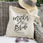 Bolsa Tote Mãe caligráfica da noiva<br><div class="desc">Confira mais de 100 estilos populares de sacos de tote de casamento da coleção "Bags de Tote de Casamento" do meu compro!</div>