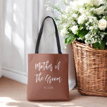 Bolsa Tote Mãe do Noivo Terracotta Marrom Branco<br><div class="desc">Bolsa de Madrinha de Casamento Mãe do Noivo em Laranja Queimada, Marrom e Branco / Terracota. Bom para Presentes de Madrinhas Casamentos, Grupo da Noiva, Festa de Despedida de Solteira, Jantar de Rehearsal. Confira mais produtos com este design na coleção abaixo.</div>