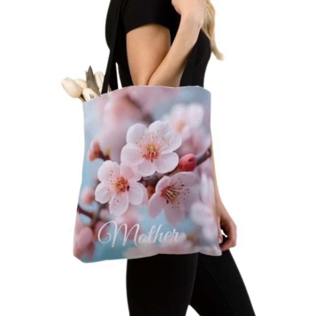 Bolsa Tote Magia de Flor de Rosa (Tote Bag — 100% polyester, black laminated lining 100% cotton web hand. Made in the USA.
)