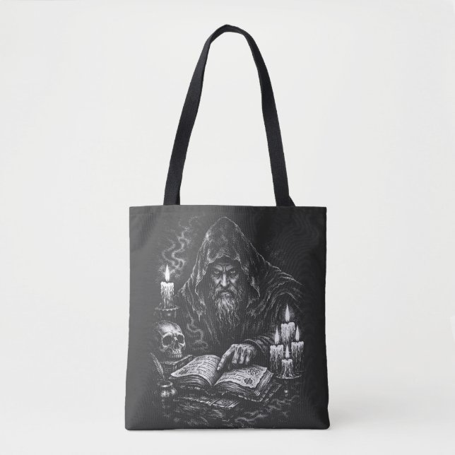 Bolsa Tote Mago Estudando o Grimório — por BurnsInHell (Frente)
