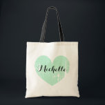 Bolsa Tote Mala de tote de favor de casamento personalizada c<br><div class="desc">O casamento personalizado favorece a bolsa de tote com o coração verde da horta. Crie suas próprias bolsas bonitas para convidados. As noivas personalizadas fazem sacolas para a festa de casamento. Personalizável com nome. Boa ideia para a noiva ser e as noivas entrarem. Faça um para madrinhas, madrinhas de casamento,...</div>