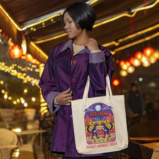 Bolsa Tote Mama's Midnight Rodeo Funny Mom Life Yee Haw (woman carrying a tote bag shopping at a late night market after the kids are in bed)