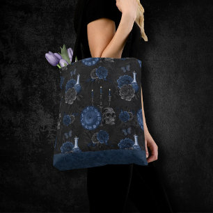 Bolsa Tote Marinho Zodiac Magic   Rosas de crânio gótico az